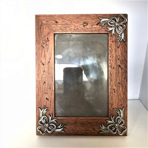 Moldura Madeira cVidro Estanho