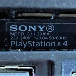 Consola Playstation 4 Slim 500GB Preto c/1 Comandos, s/Caixa