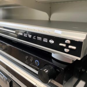 Leitor DVD Elta SST 39VF080