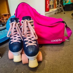 🛼✨ Patins Infantis Oxelo Quad Roller com Bolsa