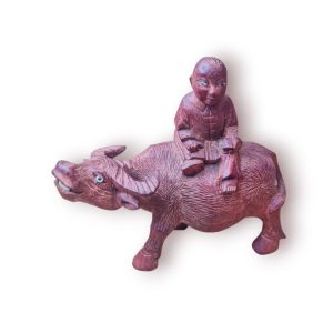 Escultura Oriental Madeira – Criança sobre Búfalo