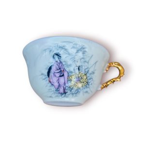 Chávena Vista Alegre Portugal – Porcelana pintada à mão (4 cm altura x 7 cm diâmetro)
