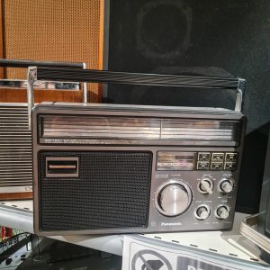 Rádio Vintage Panasonic RF-1410LBS – Multibanda GX701 / FM-AM-SW / Anos 80