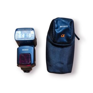 Flash Sony HVL-F58AM – Potente Flash Profissional p/ Câmaras Sony Alpha (c/ Estojo Original)