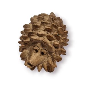 Ouriço-Cacheiro Barro Cru – Atribuído à Oficina “Mistério Pai” | Escultura Artesanal Portuguesa