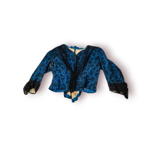 Blusa Antiga Senhora (c. 1890-1920) – Azul com Renda e Vidrilhos | Peça Histórica de Coleção