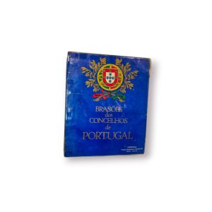 📘 Álbum Calendários – Brasões dos Concelhos de Portugal | Completo (307 peças)