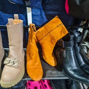 ✨Botins Femininos H&M - Suede (Camurça) Castanho – Tamanho 37 | Salto Médio