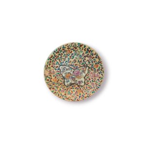 🦋 Prato Decorativo Estilo Satsuma – Borboleta com Flores | Pintado à Mão | 30 cm