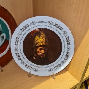 🎨 Prato Decorativo Porcelana – Rembrandt | “Der Mann mit dem Goldhelm” | 19,5 cm