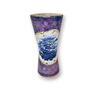 🏺 Vaso Decorativo Náutico com Navio à Vela – 27cm | Cerâmica Texturada Tons Roxo/Azul