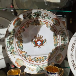 🏺 Prato Decorativo “Portugal e o Oriente – Rei D. João V” – Edição Limitada 1990 – 24 cm