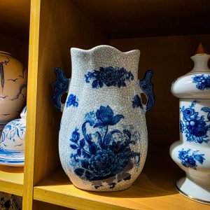 🏺 Jarra Decorativa Cerâmica Azul e Branca – Craquelê – 19,5 cm