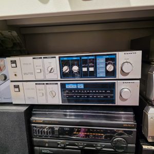 📻 SANYO System 220 – Amplificador JA-220 + Tuner JT-220 | Vintage Hi-Fi Japonês