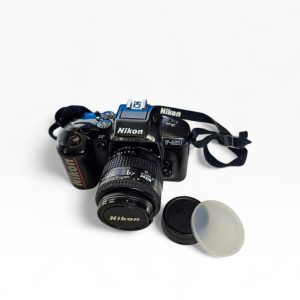 📷 Nikon SLR Analógica com Lente AF Nikkor 35-70mm – Kit Vintage Completo