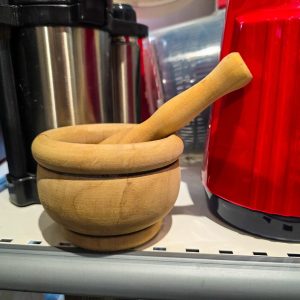 🌿 Almofariz Madeira com Pilão – Utensílio Tradicional Cozinha