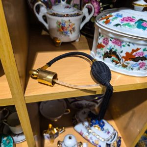 🧴 Atomizador Perfume Vintage com Bomba Manual e Franja Decorativa