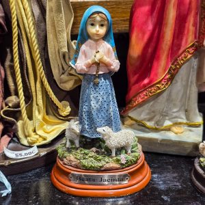 🕊️ Escultura Religiosa Beata Jacinta – Marfinites LF Portugal – Base Madeira