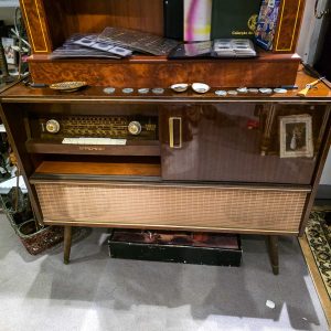 📻 Radiomóvel Vintage Punto Azul 603/60 com Gira-Discos e Bluetooth