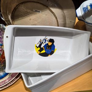 🏺 Floreira / Recipiente Parede Cerâmica Vintage – Motivo Bretão