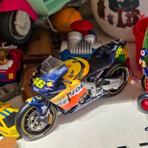 🏍️ Miniatura Honda Repsol Nº46 Valentino Rossi – Modelo MotoGP – 17 cm