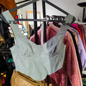 💚 Top Corset Mistress Rocks Verde Satinado – Tamanho XS (Novo)