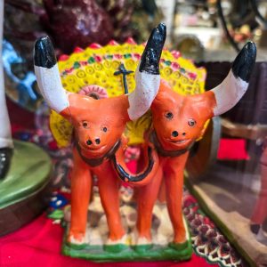 🐂 Escultura Folk Bois Barro Pintado à Mão – Arte Popular Vintage
