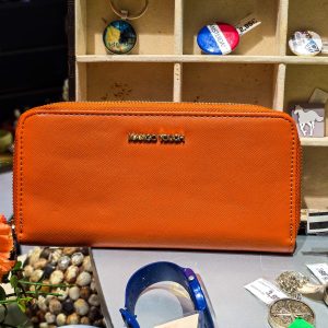 👜 Carteira Mango Touch Laranja c/ Fecho Dourado — Nova
