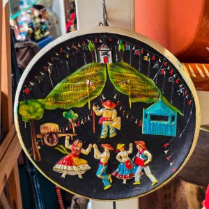 🇵🇹 Prato de Parede Dançarinos Tradicionais | Relevo Decorativo | 30 cm