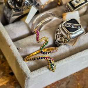 🐍 Anel Cobra Ajustável Dourado com Pedras Coloridas