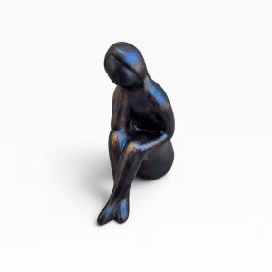 🗿 Escultura Decorativa Figura Pensativa GILDE 48336 – Bocholt | 21 cm