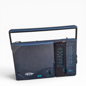 📻 Rádio Portátil Vintage United URR 5420 – 4 Bandas AM/LW/FM/SW | AC/DC