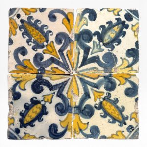 🏺 Conjunto de 4 Azulejos Portugueses Século XVII – Padrão Maçaroca Original